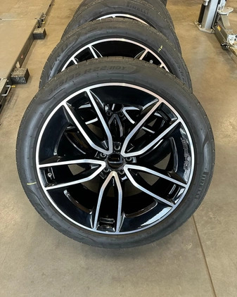 Mercedes-Benz GLE cena 325950 przebieg: 82500, rok produkcji 2021 z Stronie Śląskie małe 497